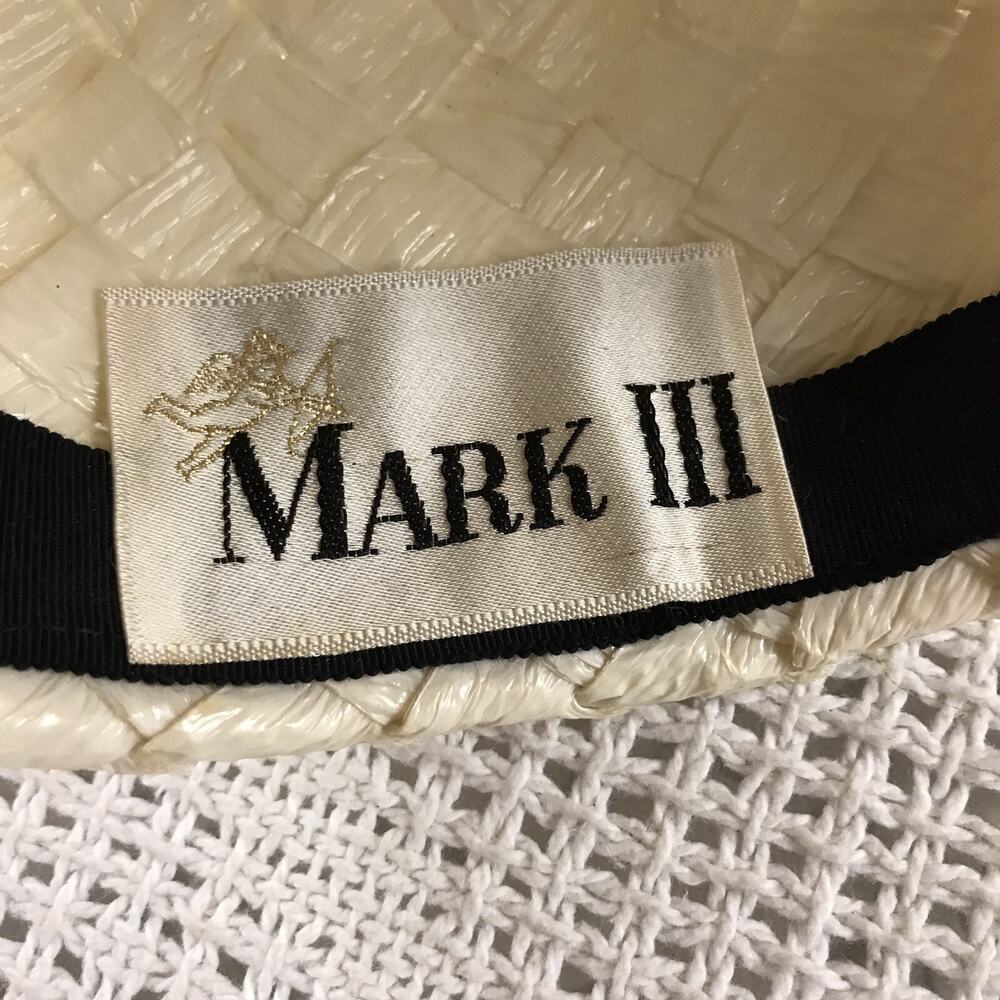 Ivory Paper Crepe Cap Basket Weave Mark III Cream Hat with Buttons Vintage - Picture 5 of 6